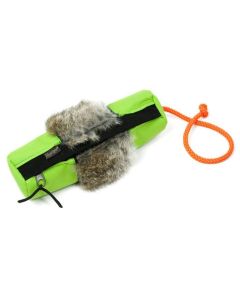 Futterdummy mit Kaninchenfell neongrün  Länge 22cm, Durchmesser: 6.5cm                                                  